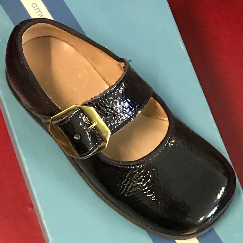 NIB Child Life Black Patent Leather Shoes 7D